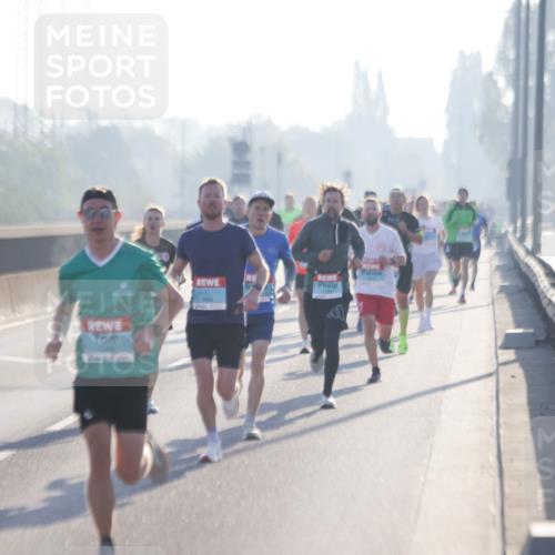 03.10.2025 - Köhlbrandbrückenlauf Jannik Wohlers http://msf.ph/oto/9054674 03.10.2025 09:12:30 Position 3 1268 meine-sportfotos.de