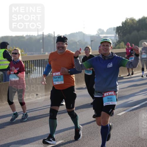03.10.2025 - Köhlbrandbrückenlauf Jannik Wohlers http://msf.ph/oto/9054678 03.10.2025 09:20:21 Position 3 3839, 1593, 4538, 3736 meine-sportfotos.de
