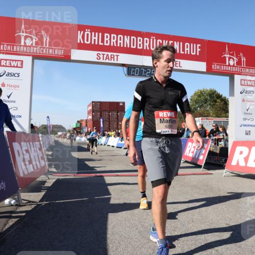 03.10.2025 - Köhlbrandbrückenlauf Lena Gebhardt http://msf.ph/oto/9054769 03.10.2025 13:07:29 Ziel 4113, 4254, 4287, 4288, 4375, 4590, 4636, 4649, 4794, 4806, 5645, 5646, 5870, 5872, 6459 meine-sportfotos.de
