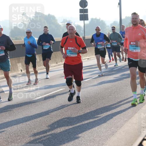 03.10.2025 - Köhlbrandbrückenlauf Lena Gebhardt http://msf.ph/oto/9054808 03.10.2025 09:16:40 Position 1 1490, 3305, 1292 meine-sportfotos.de