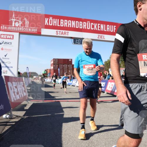 03.10.2025 - Köhlbrandbrückenlauf Lena Gebhardt http://msf.ph/oto/9054809 03.10.2025 13:07:30 Ziel 4113, 4254, 4287, 4288, 4375, 4590, 4636, 4649, 4794, 4806, 5645, 5646, 5870, 5872, 6459 meine-sportfotos.de