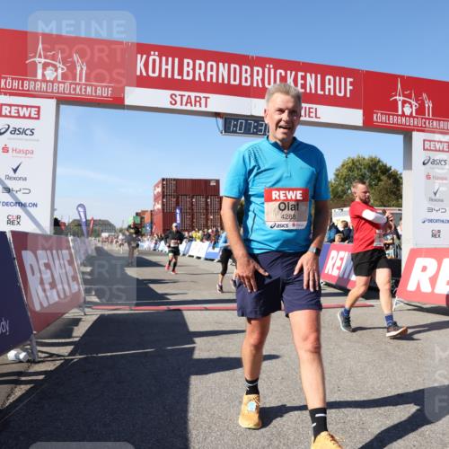 03.10.2025 - Köhlbrandbrückenlauf Lena Gebhardt http://msf.ph/oto/9054829 03.10.2025 13:07:31 Ziel 4113, 4254, 4287, 4288, 4375, 4590, 4636, 4794, 4806, 5645, 5646, 5870, 5872, 6459 meine-sportfotos.de