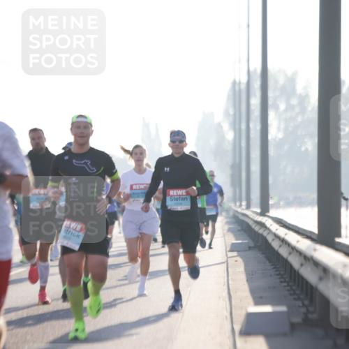03.10.2025 - Köhlbrandbrückenlauf Jannik Wohlers http://msf.ph/oto/9054837 03.10.2025 09:12:37 Position 3 609, 1034 meine-sportfotos.de