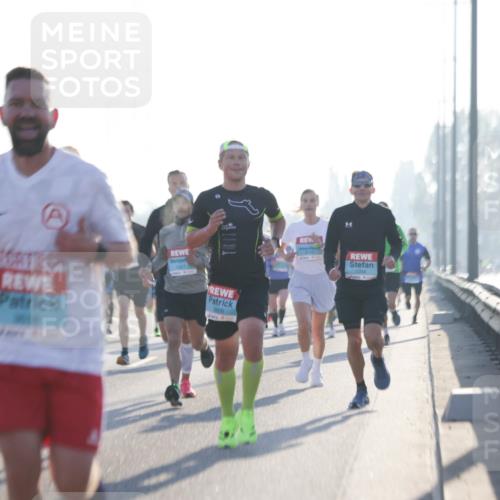 03.10.2025 - Köhlbrandbrückenlauf Jannik Wohlers http://msf.ph/oto/9054856 03.10.2025 09:12:38 Position 3 3609, 1034 meine-sportfotos.de