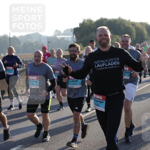 03.10.2025 - Köhlbrandbrückenlauf Jannik Wohlers http://msf.ph/oto/9054862 03.10.2025 09:20:24 Position 3 3022, 3026, 24, 1785, 1754 meine-sportfotos.de