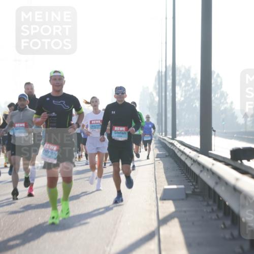 03.10.2025 - Köhlbrandbrückenlauf Jannik Wohlers http://msf.ph/oto/9054888 03.10.2025 09:12:39 Position 3 3, 1034 meine-sportfotos.de