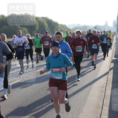 03.10.2025 - Köhlbrandbrückenlauf Jannik Wohlers http://msf.ph/oto/9054891 03.10.2025 09:20:25 Position 3 3024, 1754 meine-sportfotos.de