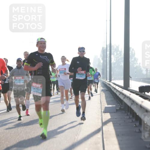 03.10.2025 - Köhlbrandbrückenlauf Jannik Wohlers http://msf.ph/oto/9054952 03.10.2025 09:12:40 Position 3 1012, 3609, 1034, 1 meine-sportfotos.de