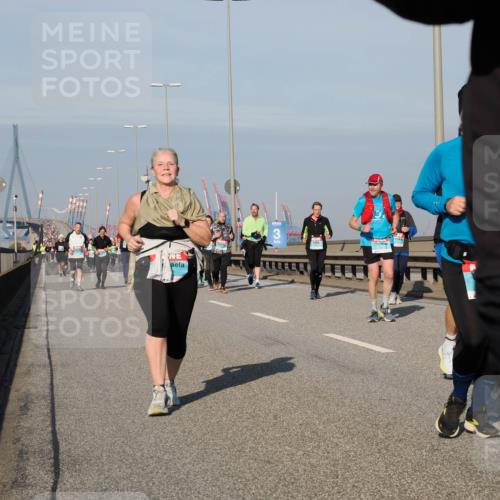 03.10.2025 - Köhlbrandbrückenlauf Fabian Wolf http://msf.ph/oto/9054968 03.10.2025 10:02:53 Position 3 3 meine-sportfotos.de