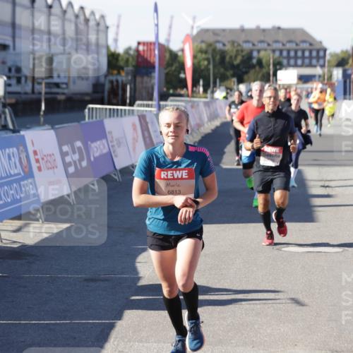03.10.2025 - Köhlbrandbrückenlauf Jannik Wohlers http://msf.ph/oto/9055060 03.10.2025 13:10:11 Ziel 4196, 4343, 4573, 4683, 4730, 4787, 4822, 4929, 5029, 5977, 6083, 6111, 6428, 6432, 6764, 6813 meine-sportfotos.de