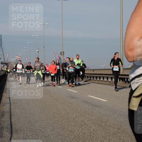 03.10.2025 - Köhlbrandbrückenlauf Fabian Wolf http://msf.ph/oto/9055106 03.10.2025 10:02:55 Position 3  meine-sportfotos.de