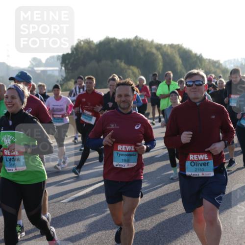 03.10.2025 - Köhlbrandbrückenlauf Jannik Wohlers http://msf.ph/oto/9055112 03.10.2025 09:20:29 Position 3 3619, 1945, 2150, 1735, 2471 meine-sportfotos.de