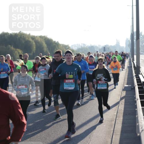 03.10.2025 - Köhlbrandbrückenlauf Jannik Wohlers http://msf.ph/oto/9055157 03.10.2025 09:20:30 Position 3 1479, 2025, 1735, 2471 meine-sportfotos.de