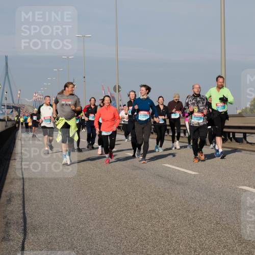 03.10.2025 - Köhlbrandbrückenlauf Fabian Wolf http://msf.ph/oto/9055181 03.10.2025 10:02:59 Position 3  meine-sportfotos.de