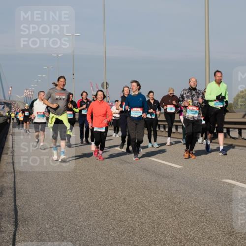 03.10.2025 - Köhlbrandbrückenlauf Fabian Wolf http://msf.ph/oto/9055202 03.10.2025 10:02:59 Position 3  meine-sportfotos.de