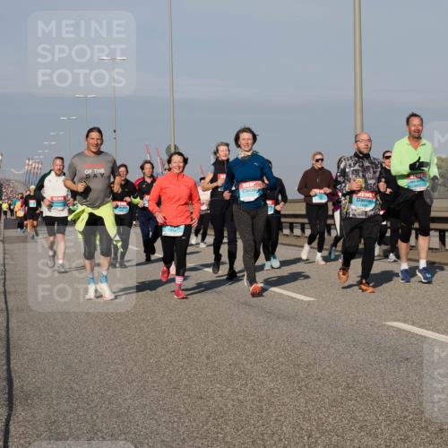 03.10.2025 - Köhlbrandbrückenlauf Fabian Wolf http://msf.ph/oto/9055229 03.10.2025 10:03:00 Position 3 2917 meine-sportfotos.de