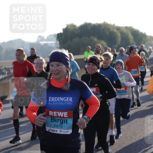 03.10.2025 - Köhlbrandbrückenlauf Jannik Wohlers http://msf.ph/oto/9055390 03.10.2025 09:20:34 Position 3 1994, 2970 meine-sportfotos.de