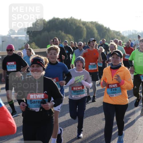 03.10.2025 - Köhlbrandbrückenlauf Jannik Wohlers http://msf.ph/oto/9055406 03.10.2025 09:20:35 Position 3 2094, 1723, 2841, 1994, 3109 meine-sportfotos.de