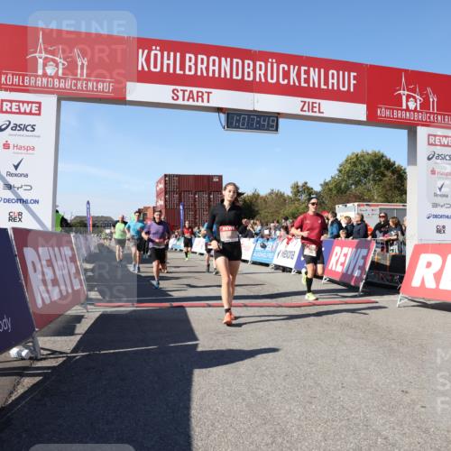 03.10.2025 - Köhlbrandbrückenlauf Lena Gebhardt http://msf.ph/oto/9055491 03.10.2025 13:07:50 Ziel 4159, 4310, 4382, 4639, 5993, 6120, 6163, 6244, 6285, 6384, 6409, 6651, 6696, 6744, 6800, 6821 meine-sportfotos.de
