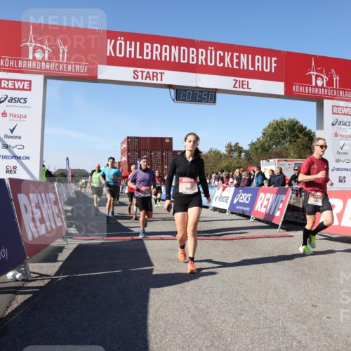 03.10.2025 - Köhlbrandbrückenlauf Lena Gebhardt http://msf.ph/oto/9055529 03.10.2025 13:07:51 Ziel 4159, 4310, 4382, 4639, 5993, 6120, 6163, 6244, 6285, 6384, 6409, 6651, 6696, 6800, 6821 meine-sportfotos.de