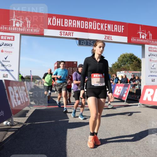 03.10.2025 - Köhlbrandbrückenlauf Lena Gebhardt http://msf.ph/oto/9055556 03.10.2025 13:07:52 Ziel 4159, 4310, 4382, 4639, 5993, 6120, 6163, 6244, 6285, 6384, 6409, 6651, 6696, 6800, 6821 meine-sportfotos.de