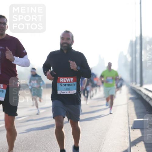 03.10.2025 - Köhlbrandbrückenlauf Jannik Wohlers http://msf.ph/oto/9055576 03.10.2025 09:12:53 Position 3 1090, 3193 meine-sportfotos.de
