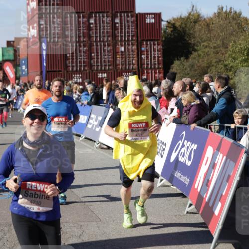 03.10.2025 - Köhlbrandbrückenlauf Jannik Wohlers http://msf.ph/oto/9055593 03.10.2025 13:10:26 Ziel 4147, 4364, 4429, 4479, 4710, 4711, 4774, 5029, 5689, 6024, 6294, 6587, 6781, 6782 meine-sportfotos.de