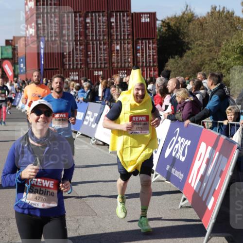 03.10.2025 - Köhlbrandbrückenlauf Jannik Wohlers http://msf.ph/oto/9055598 03.10.2025 13:10:26 Ziel 4147, 4364, 4429, 4479, 4710, 4711, 4774, 5029, 5689, 6024, 6294, 6587, 6781, 6782 meine-sportfotos.de