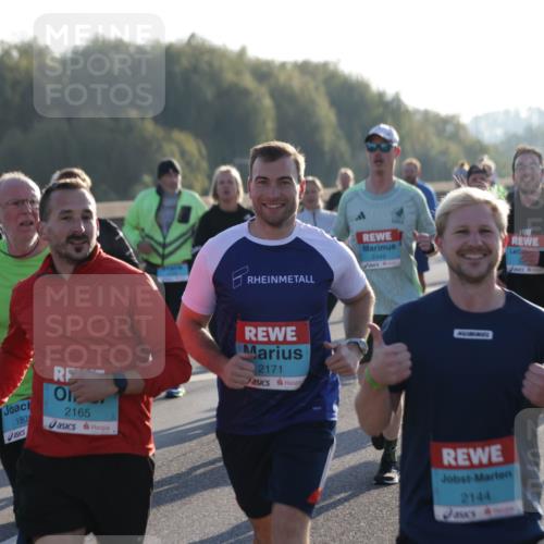 03.10.2025 - Köhlbrandbrückenlauf Jannik Wohlers http://msf.ph/oto/9055607 03.10.2025 09:20:39 Position 3 1391, 180, 2165, 2449, 2171, 2144 meine-sportfotos.de