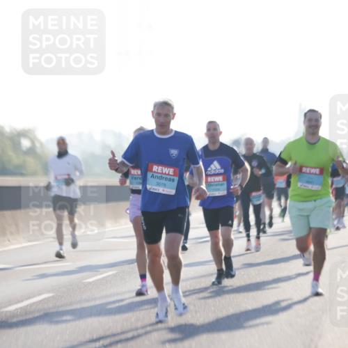 03.10.2025 - Köhlbrandbrückenlauf Jannik Wohlers http://msf.ph/oto/9055608 03.10.2025 09:12:55 Position 3 3078 meine-sportfotos.de