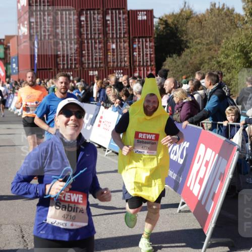 03.10.2025 - Köhlbrandbrückenlauf Jannik Wohlers http://msf.ph/oto/9055609 03.10.2025 13:10:26 Ziel 4147, 4364, 4429, 4479, 4710, 4711, 4774, 5029, 5689, 6024, 6294, 6587, 6781, 6782 meine-sportfotos.de