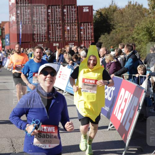 03.10.2025 - Köhlbrandbrückenlauf Jannik Wohlers http://msf.ph/oto/9055613 03.10.2025 13:10:26 Ziel 4147, 4364, 4429, 4479, 4710, 4711, 4774, 5029, 5689, 6024, 6294, 6587, 6781, 6782 meine-sportfotos.de