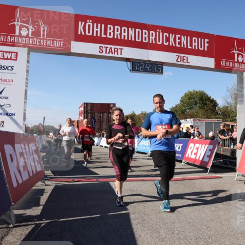 03.10.2025 - Köhlbrandbrückenlauf Lena Gebhardt http://msf.ph/oto/9055620 03.10.2025 13:24:13 Ziel 4286, 4442, 4529, 4657, 4673, 4698, 4942, 4943, 5085, 5107, 5321, 5350, 5389, 5419, 5432, 5986, 6119, 6168, 6169, 6442, 6443, 6643, 6701 meine-sportfotos.de
