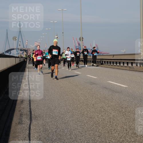 03.10.2025 - Köhlbrandbrückenlauf Fabian Wolf http://msf.ph/oto/9055634 03.10.2025 10:03:10 Position 3  meine-sportfotos.de
