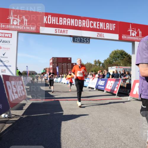 03.10.2025 - Köhlbrandbrückenlauf Lena Gebhardt http://msf.ph/oto/9055704 03.10.2025 13:07:56 Ziel 4159, 4184, 4310, 4382, 4395, 4639, 5959, 5993, 6022, 6120, 6163, 6244, 6285, 6348, 6384, 6409, 6651, 6696, 6821 meine-sportfotos.de