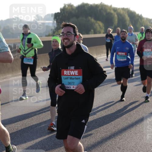03.10.2025 - Köhlbrandbrückenlauf Jannik Wohlers http://msf.ph/oto/9055714 03.10.2025 09:20:41 Position 3 2449, 3672, 2009 meine-sportfotos.de