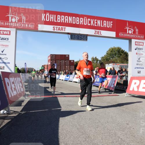 03.10.2025 - Köhlbrandbrückenlauf Lena Gebhardt http://msf.ph/oto/9055724 03.10.2025 13:07:57 Ziel 4184, 4310, 4382, 4395, 4639, 5959, 5993, 6022, 6120, 6163, 6244, 6285, 6348, 6409, 6651, 6696, 6821 meine-sportfotos.de