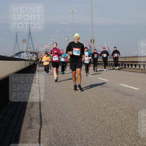 03.10.2025 - Köhlbrandbrückenlauf Fabian Wolf http://msf.ph/oto/9055739 03.10.2025 10:03:12 Position 3 2309 meine-sportfotos.de