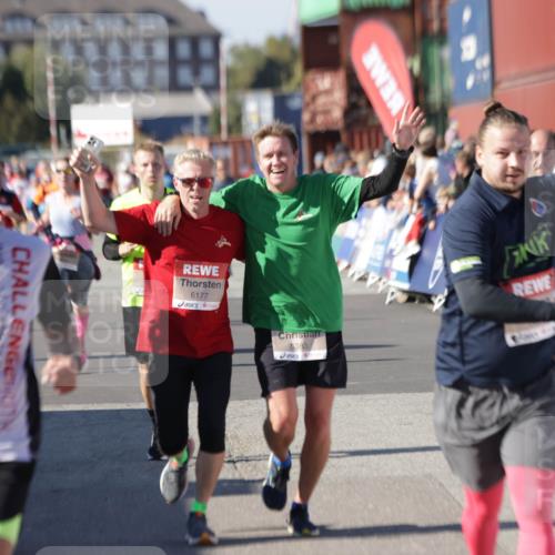 03.10.2025 - Köhlbrandbrückenlauf Jannik Wohlers http://msf.ph/oto/9055746 03.10.2025 13:10:30 Ziel 4386, 4429, 4479, 4710, 4711, 4774, 5229, 5383, 5689, 5738, 5889, 6024, 6177, 6294, 6779, 6781, 6782 meine-sportfotos.de