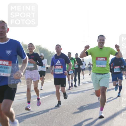 03.10.2025 - Köhlbrandbrückenlauf Jannik Wohlers http://msf.ph/oto/9055778 03.10.2025 09:12:58 Position 3 3078, 1086, 3841, 1028 meine-sportfotos.de