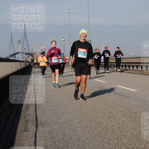 03.10.2025 - Köhlbrandbrückenlauf Fabian Wolf http://msf.ph/oto/9055789 03.10.2025 10:03:13 Position 3 2309 meine-sportfotos.de