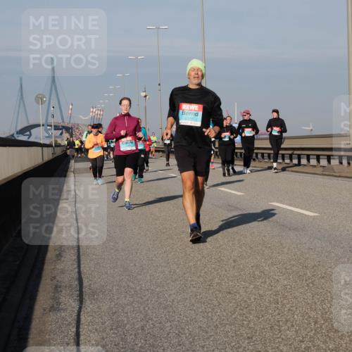 03.10.2025 - Köhlbrandbrückenlauf Fabian Wolf http://msf.ph/oto/9055797 03.10.2025 10:03:13 Position 3 2309 meine-sportfotos.de