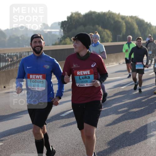 03.10.2025 - Köhlbrandbrückenlauf Jannik Wohlers http://msf.ph/oto/9055804 03.10.2025 09:20:43 Position 3 2010, 2009, 1348 meine-sportfotos.de