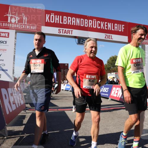 03.10.2025 - Köhlbrandbrückenlauf Lena Gebhardt http://msf.ph/oto/9055868 03.10.2025 13:24:20 Ziel 4286, 4442, 4529, 4555, 4664, 4673, 4698, 4703, 4942, 4943, 5004, 5085, 5107, 5321, 5350, 5432, 5986, 6168, 6169, 6306, 6673, 6701 meine-sportfotos.de