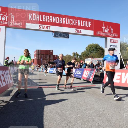 03.10.2025 - Köhlbrandbrückenlauf Lena Gebhardt http://msf.ph/oto/9055877 03.10.2025 13:08:02 Ziel 4107, 4184, 4357, 4395, 4639, 5959, 6022, 6163, 6244, 6348, 6409, 6635, 6696, 6752 meine-sportfotos.de