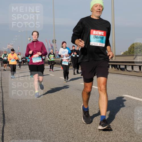 03.10.2025 - Köhlbrandbrückenlauf Fabian Wolf http://msf.ph/oto/9055881 03.10.2025 10:03:15 Position 3 2128, 2309 meine-sportfotos.de