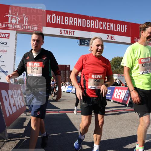 03.10.2025 - Köhlbrandbrückenlauf Lena Gebhardt http://msf.ph/oto/9055885 03.10.2025 13:24:20 Ziel 4286, 4442, 4529, 4555, 4664, 4673, 4698, 4703, 4942, 4943, 5004, 5085, 5107, 5321, 5350, 5432, 5986, 6168, 6169, 6306, 6673, 6701 meine-sportfotos.de