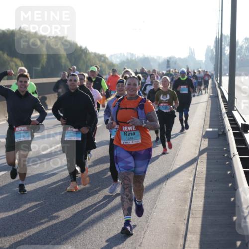03.10.2025 - Köhlbrandbrückenlauf Jannik Wohlers http://msf.ph/oto/9055888 03.10.2025 09:20:45 Position 3 3162, 3537, 1348 meine-sportfotos.de