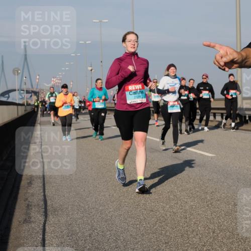 03.10.2025 - Köhlbrandbrückenlauf Fabian Wolf http://msf.ph/oto/9055900 03.10.2025 10:03:16 Position 3 2128 meine-sportfotos.de