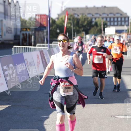 03.10.2025 - Köhlbrandbrückenlauf Jannik Wohlers http://msf.ph/oto/9055901 03.10.2025 13:10:38 Ziel 4386, 4429, 4488, 4514, 5229, 5383, 5410, 5689, 5738, 5753, 5889, 6024, 6177, 6269, 6273, 6294, 6779 meine-sportfotos.de